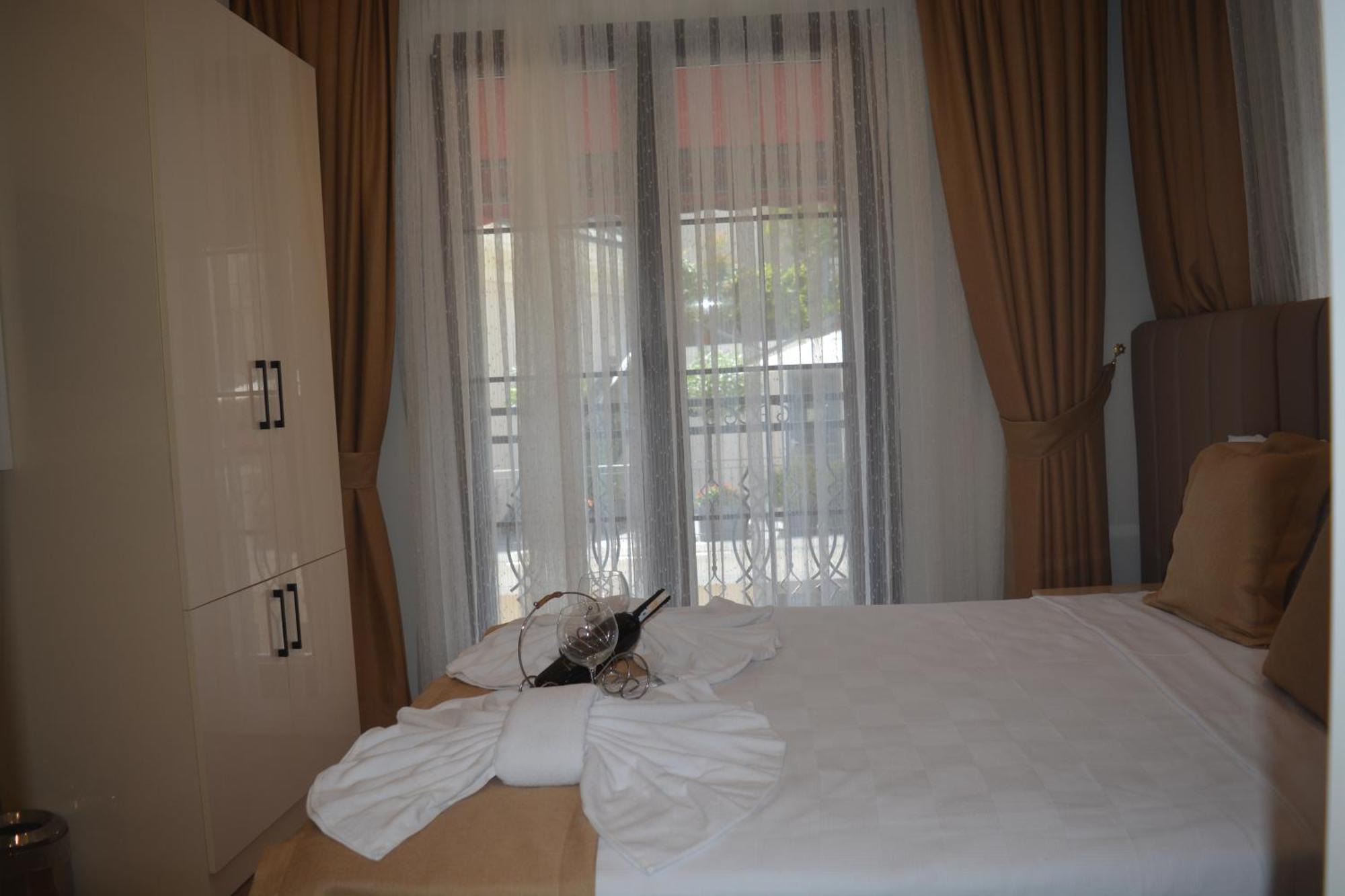 Garden Elisa Hotel อิสตันบูล ภายนอก รูปภาพ