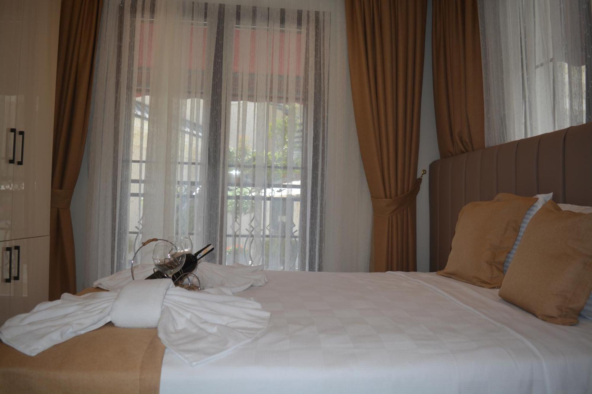 Garden Elisa Hotel อิสตันบูล ภายนอก รูปภาพ